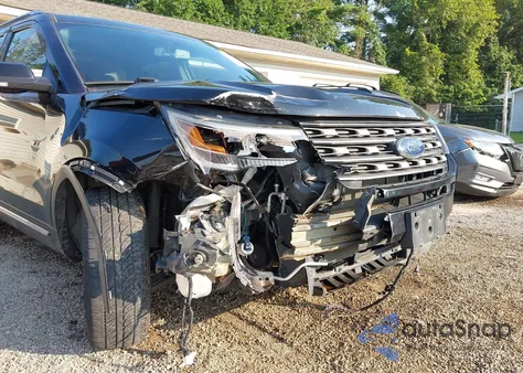 2017 Ford Explorer Xlt z USA, uszkodzony, nr VIN 1FM5K8D83HGD51319